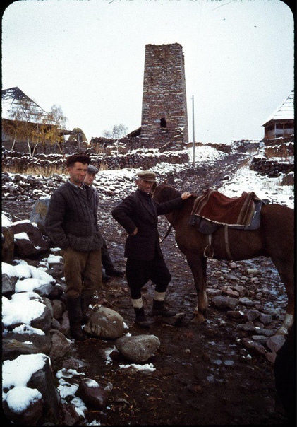Цветные фотографии прекрасной и гостеприимной Грузии. 1956г.