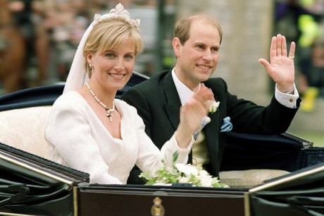 С днем рождения, графиня Софи Уэссекская: 22 интересных факта о любимой невестке Елизаветы II Сегодня, 20 января, свой день рождения празднует супруга младшего сына Елизаветы II, принца Эдварда