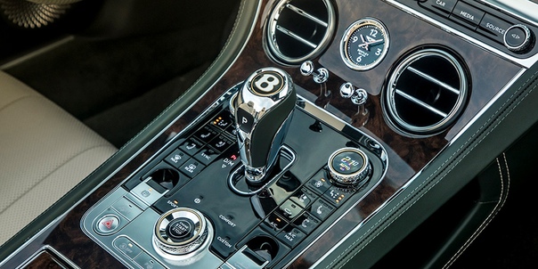 Большое открытие. Тест-драйв Bentley Continental GTC. Удивляемся торжеству форм и техническому прогрессу за рулем нового кабриолета британской марки.В течение последних шести лет Bentley