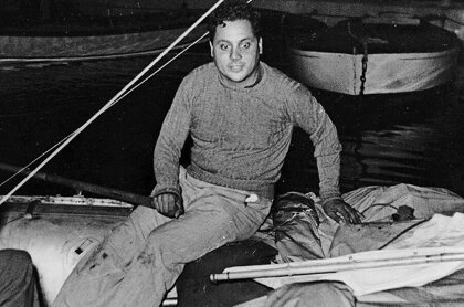 Ален Бомбар: раскачиваясь на волнах под жалобные крики чаек Однажды в госпиталь Булони доставили 43 потерпевших кораблекрушение моряков. К сожалению, ни один из них не выжил и один из врачей